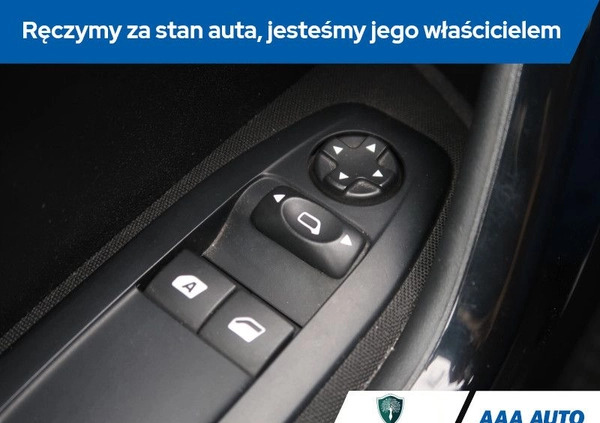 Peugeot 208 cena 29000 przebieg: 65595, rok produkcji 2015 z Nowe małe 172